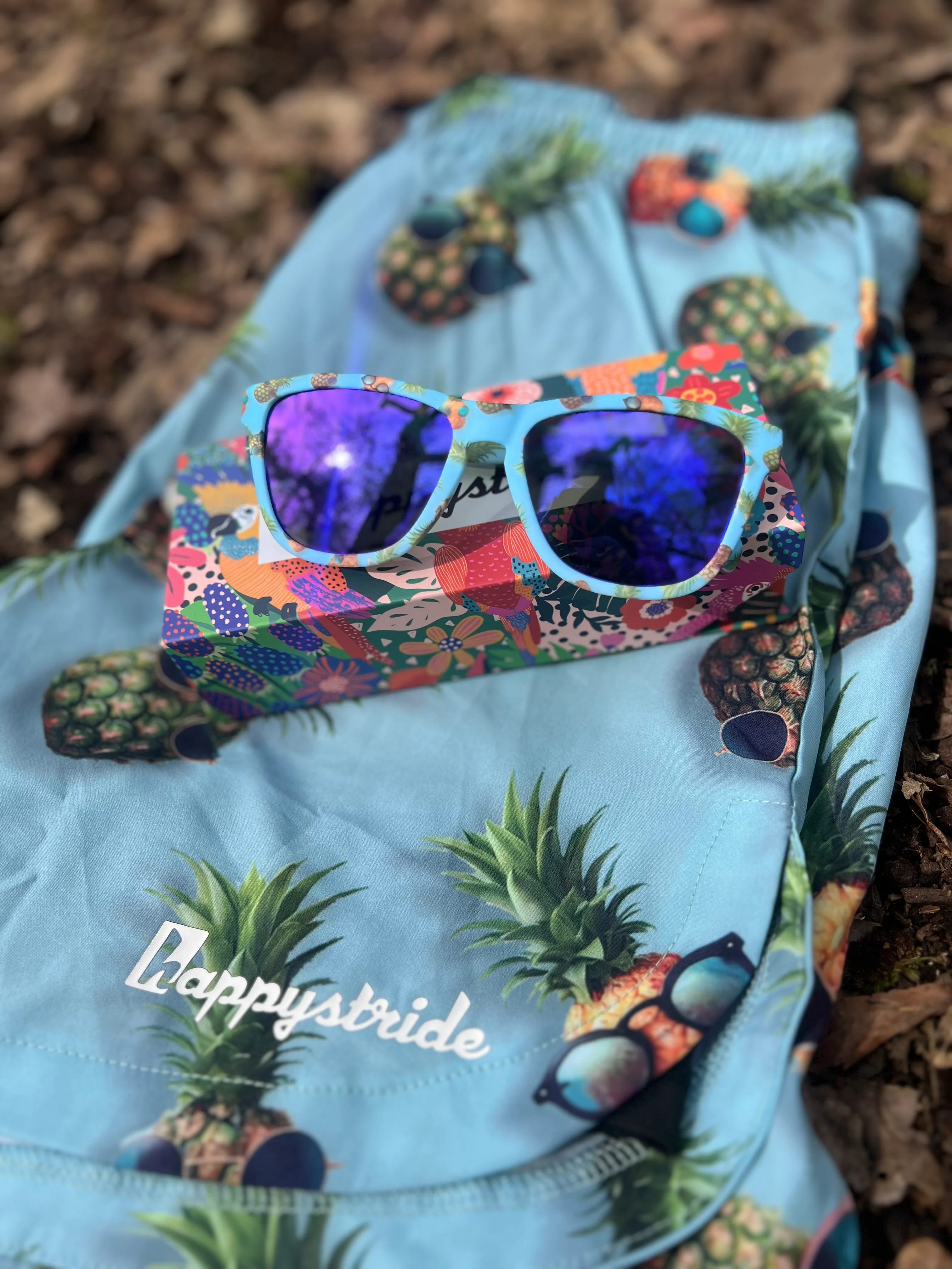 "Club tropicana"sunglasses - Image 5